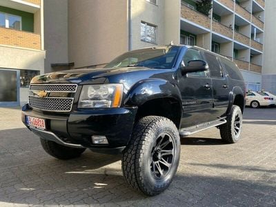 Schwarz metallic Gebraucht 2012 Chevrolet Suburban SUV | 39.999 €