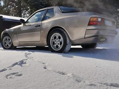 Second-hand Porsche 944 163 CP (119 kW) 1986 Auriu Coupe