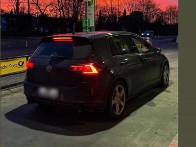 Grau Gebraucht 2014 VW Golf VII GTI Kleinwagen | 14.800 € (Etwas zu teuer)