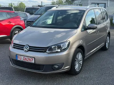 Gebraucht VW Touran Cup 140 PS (102 kW) 2015 Beige Van / Kleinbus