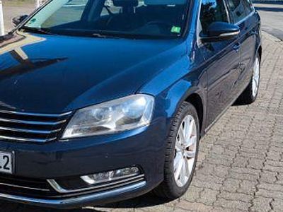Second-hand VW Passat Comfortline 122 CP (89 kW) 2011 Albastru Break