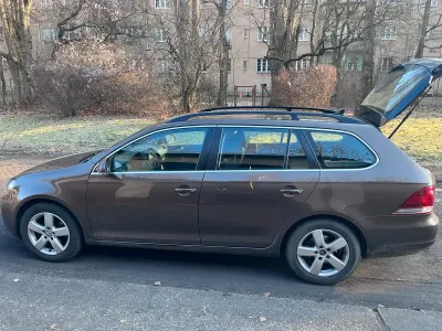 Gebraucht VW Golf VII 105 PS (77 kW) 2012 Braun Kombi