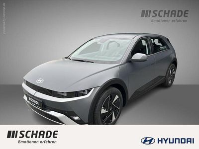 Neu Hyundai Ioniq Dynamiq 125 kW (170 PS) 2026 Grau Kleinwagen