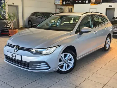 Brugt VW Golf VIII Life 150 HK (110 kW) 2022 Sølv Stationcar