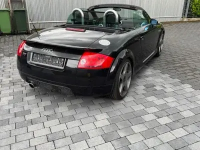 Gebraucht Audi TT Roadster Sport 179 PS (131 kW) 2001 Schwarz Cabrio