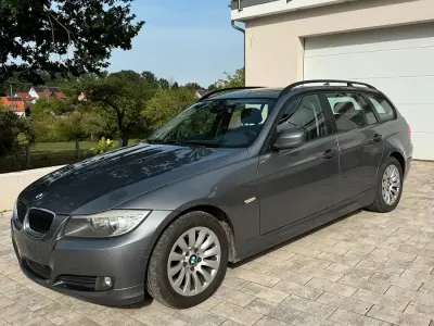 Gebraucht BMW 320 177 PS (130 kW) 2009 Grau Kombi