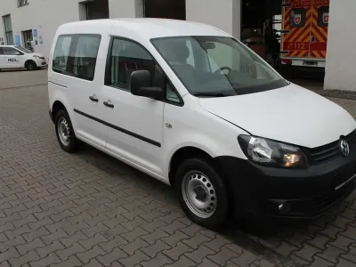 Gebraucht VW Caddy 102 PS (75 kW) 2013 Weiß Van / Kleinbus