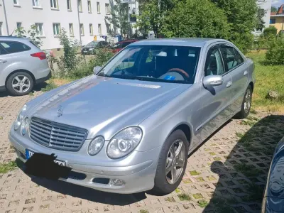 Gebraucht Mercedes E240 177 PS (130 kW) 2002 Limousine