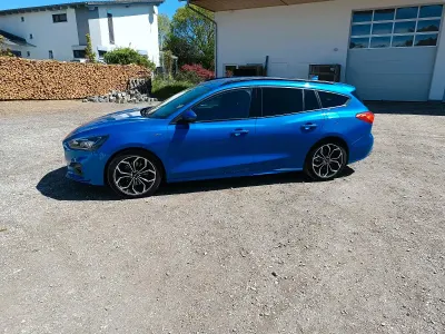 Używany Ford Focus 120 KM (88 kW) 2019 Niebieski Kombi