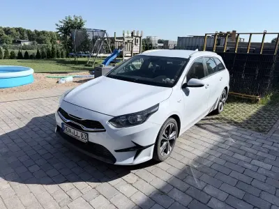 Gebraucht Kia Ceed Sportswagon Edition 7 101 PS (74 kW) 2022 Weiß Kombi