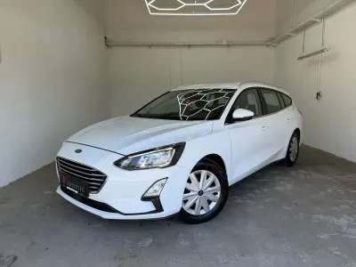 Gebraucht Ford Focus Cool & Connect 95 PS (69 kW) 2019 Weiß Limousine