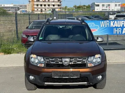 Używany Dacia Duster Prestige 105 KM (77 kW) 2014 Brązowy SUV