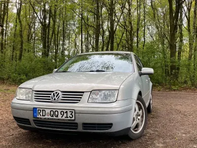 Occasion VW Bora Basis 105 ch (77 kW) 2000 Argent Berline