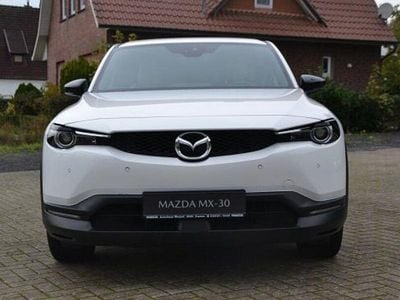 Weiss Gebraucht 2022 Mazda MX30 Ad'Vantage SUV | 16.950 € (Fairer Preis)