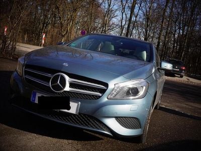 Gebraucht Mercedes A250 211 PS (155 kW) 2013 Blau Limousine