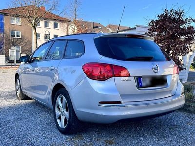 gebraucht Opel Astra Sports Tourer 1.6 CDTI