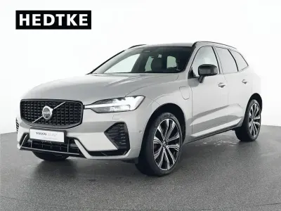 Usado Volvo XC60 R-Design 341 HP (250 kW) 2021 Prateado SUV