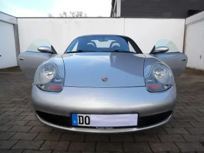 Brugt Porsche Boxster 220 HK (161 kW) 2002 Sølv Cabriolet