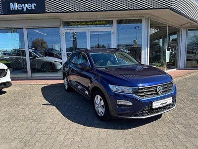 Gebraucht VW T-Roc Basis 150 PS (110 kW) 2018 Atlantic blue metallic SUV