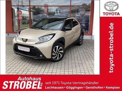 Neu Toyota Aygo X 72 PS (52 kW) 2025 Beige SUV