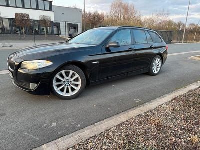 Gebraucht BMW 530 258 PS (189 kW) 2011 Schwarz Kombi
