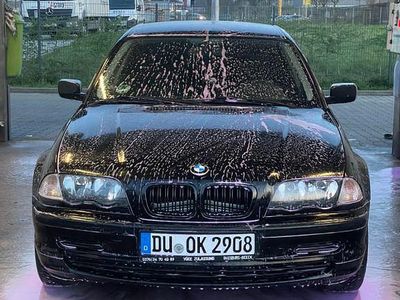 Second-hand BMW 316 105 CP (77 kW) 1998 Negru Berlinǎ