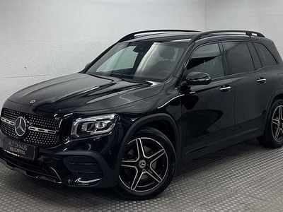 Mercedes GLB220