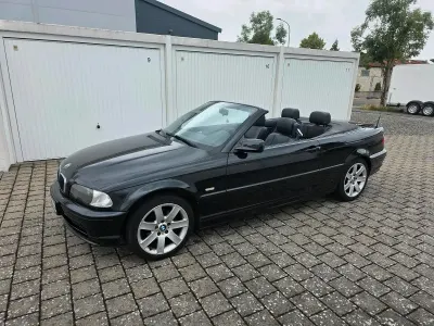 Gebraucht BMW 318 Cabriolet 143 PS (105 kW) 2002 Schwarz Cabrio