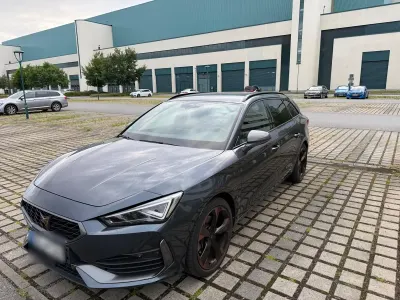 Gebraucht Cupra Leon 150 PS (110 kW) 2023 Grau Kombi