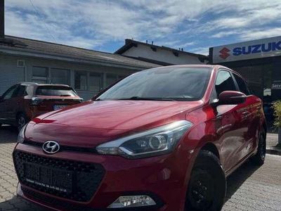 gebraucht Hyundai i20 +8fach+Volle Service Historie+8fach bereift