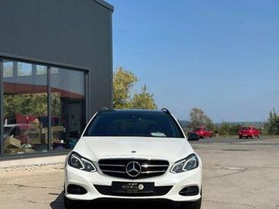 Usata Mercedes E250 Night 243 CV (178 kW) 2016 Bianco Berlina