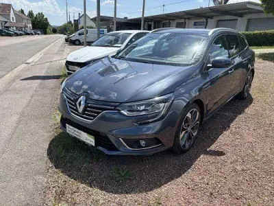 Gebraucht Renault Mégane GrandTour Bose Edition 132 PS (97 kW) 2018 Gris titanium Kombi