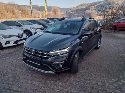 Grau Gebraucht 2021 Dacia Sandero Comfort Limousine | 12.990 € (Fairer Preis)