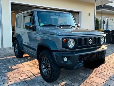 Gebraucht Suzuki Jimny Comfort+ 102 PS (75 kW) 2020 Grau SUV