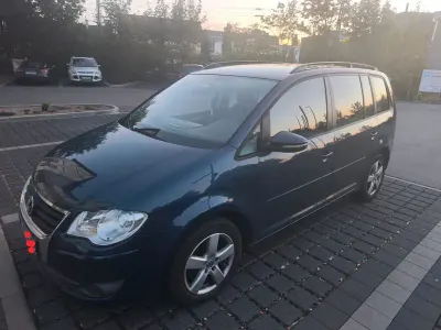 Gebraucht VW Touran Trendline 140 PS (102 kW) 2009 Blau Van / Kleinbus