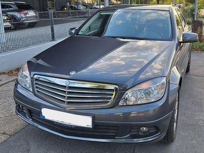 Gebraucht Mercedes C180 Elegance 156 PS (114 kW) 2010 Limousine