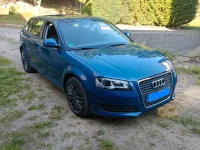 Używany Audi A3 Ambiente 125 KM (91 kW) 2009 Niebieski Hatchback