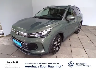 Gebraucht VW Tiguan S 150 PS (110 kW) 2024 Grün SUV