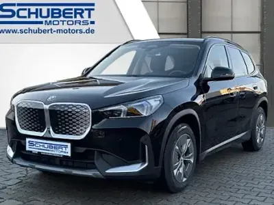 Gebraucht BMW iX1 Shadowline 150 kW (204 PS) 2025 Schwarz SUV