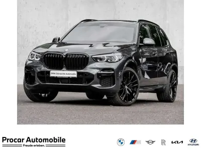 Gebraucht BMW X5 M M Sport 530 PS (389 kW) 2022 Arktikgrau brillanteffekt SUV