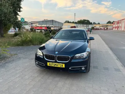 Gebraucht BMW 530 Luxury Line 258 PS (189 kW) 2014 Blau Kombi