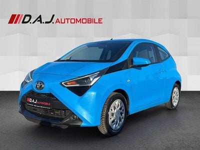 Gebraucht Toyota Aygo X-play 72 PS (52 kW) 2018 Blau Kleinwagen