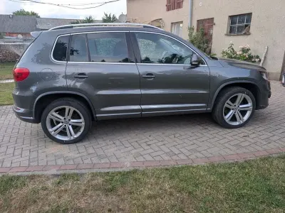 Gebraucht VW Tiguan Sportline 140 PS (102 kW) 2014 Grau SUV