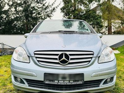gebraucht Mercedes B200 cdi Automatik, AHK, Getriebefehler