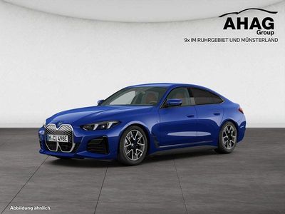 Second-hand BMW i4 Sport Line 250 kW (340 CP) 2025 Albastru Berlinǎ