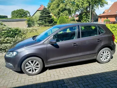 Gebraucht VW Polo 90 PS (66 kW) 2016 Grau Kleinwagen