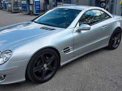 Usata Mercedes SL500 306 CV (225 kW) 2003 Argento Cabrio