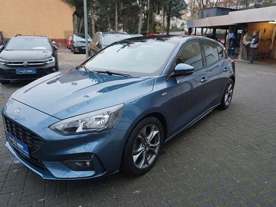 Gebraucht Ford Focus ST-Line 150 PS (110 kW) 2019 Blau Limousine