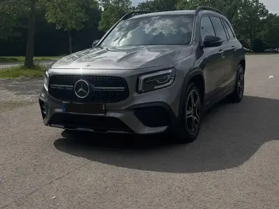 Gebraucht Mercedes GLB220 AMG line 190 PS (139 kW) 2021 Grau SUV