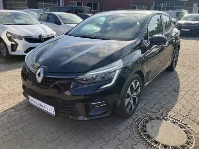 Gebraucht Renault Clio V Evolution 67 PS (49 kW) 2023 Blackpearlschwarz Limousine